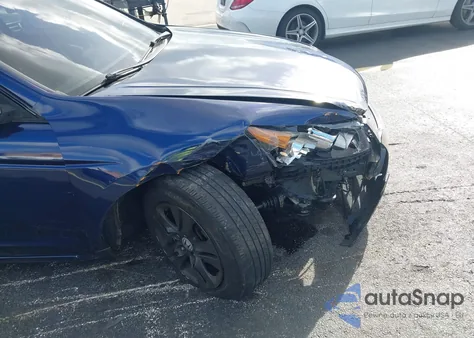 2010 Honda Accord 2.4 Lx-P from USA, damaged, VIN 1HGCP2F40AA140626